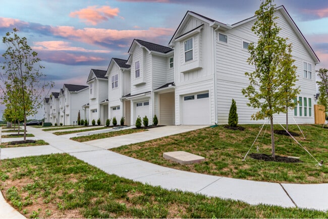 Building Photo - 115 High Pk Cir