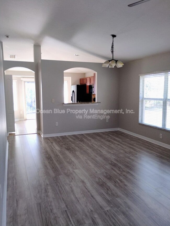 Photo - 18200 Cypress Bay Pkwy