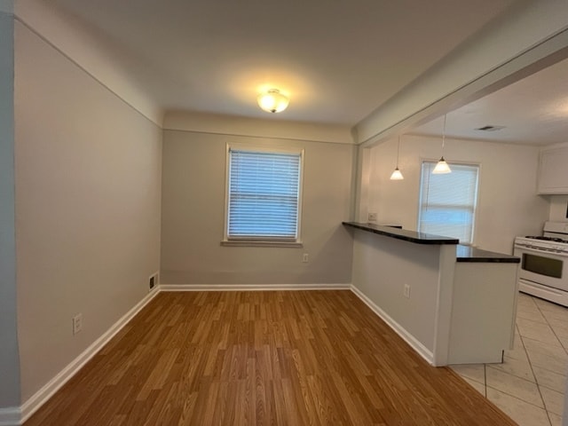 Photo - 220 S Manitou Ave