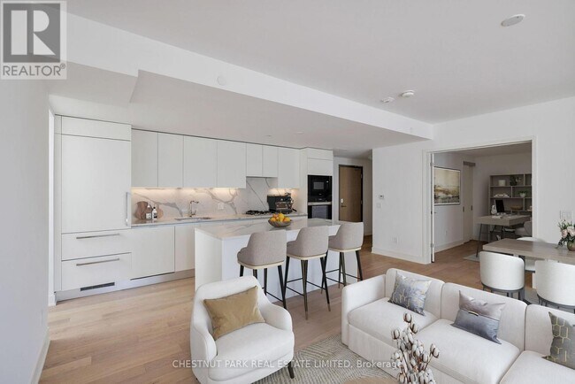 Photo - 200 Keewatin Ave Unité PH406