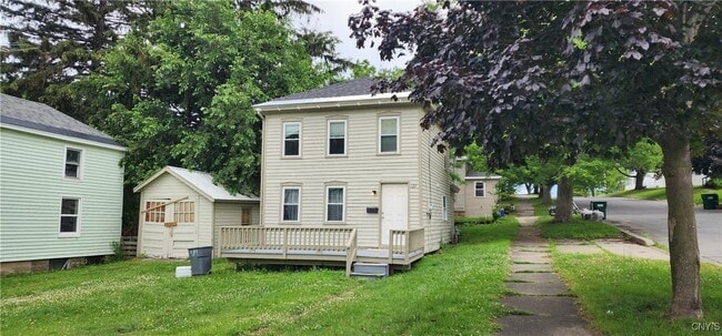 Photo - 127 W Schuyler