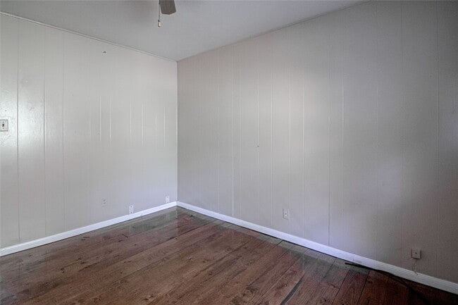 Photo - 2018 Ave L 1/2 Unit 3