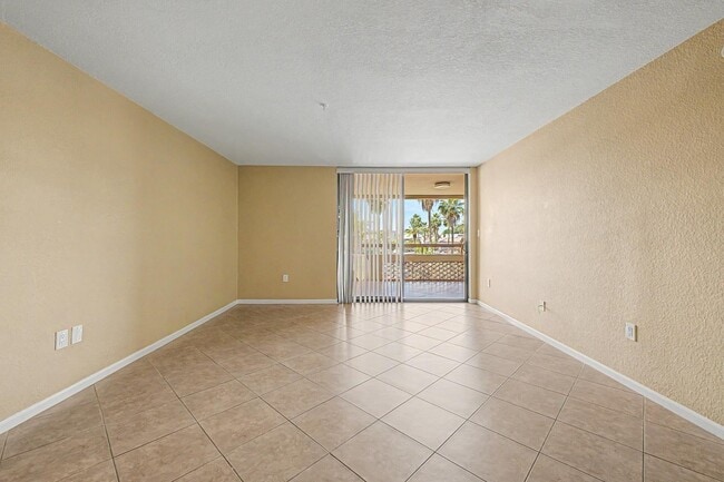 Photo - 4200 N Miller Rd