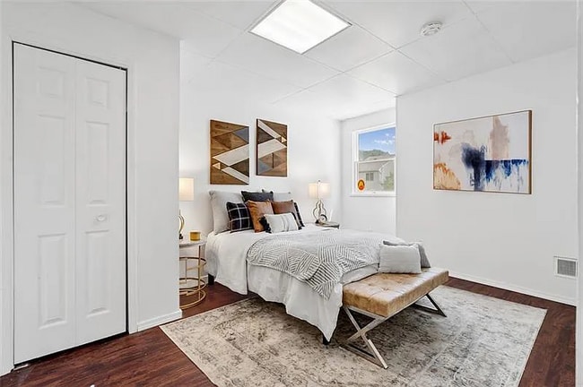 Photo - 375 1/2 Main St