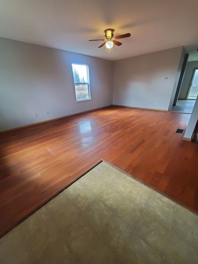 Photo - 3 Bedroom House for Rent in Barberton!