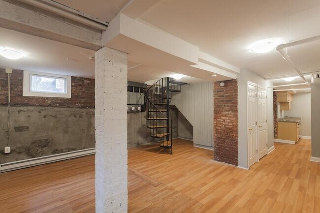 38 Cherry St Unit 1