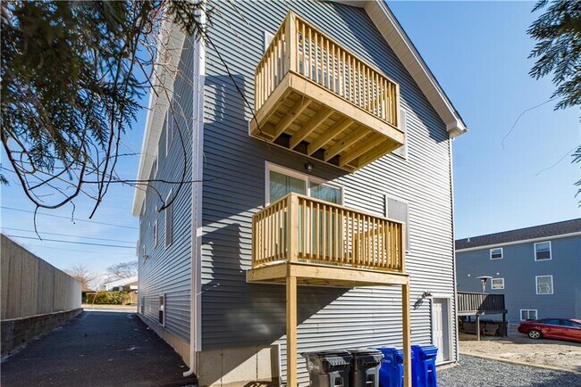 Photo - 44 Hall St Unit 2