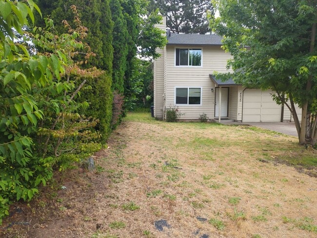 Building Photo - 4630 SW Southview Terrace
