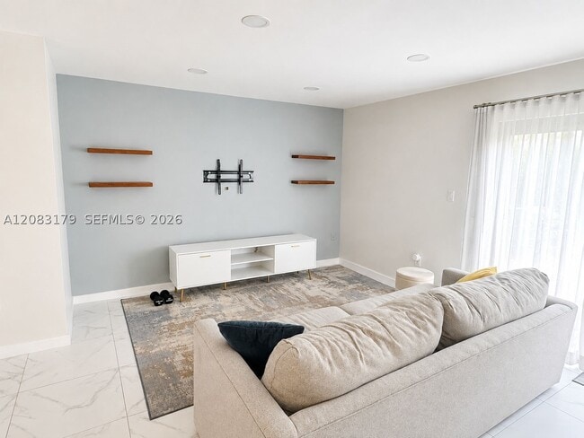 3408 SW 112th Ave