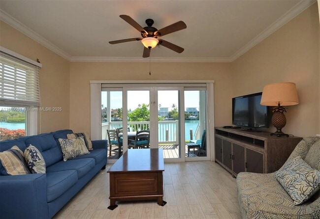 Building Photo - 7046 Harbor Village Dr Unit 0 Rental