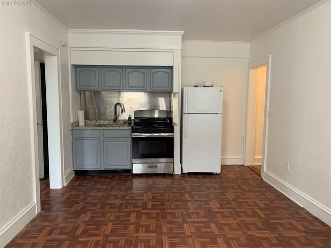 Photo - 203 Willis Ave Unit 1D