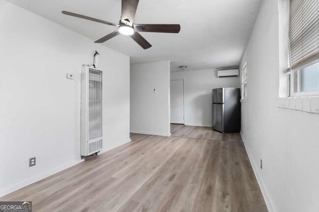 Building Photo - 462 Whitehall Ter SW Unit 4 Rental