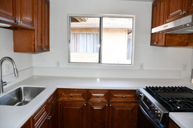 Building Photo - 12071 Laguna St Unit Laguna 12071 ( 4)