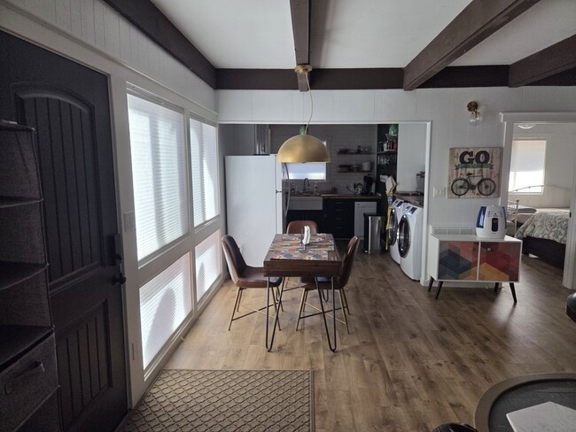 Photo - Quiet furnished cabin for ski lease