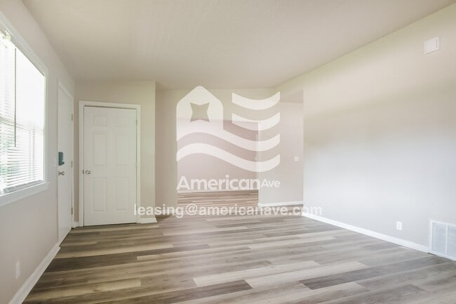 Photo - 5429 N Elgin Ave