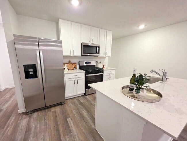Photo - 40821 Hawthorne Glades St