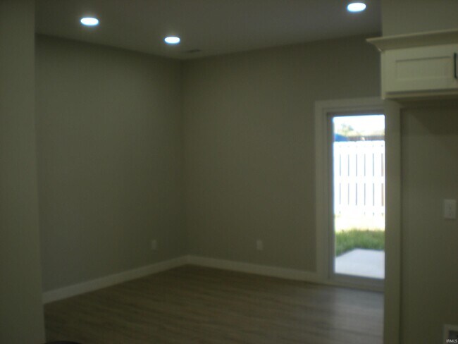 Photo - 5960 N Clinton St