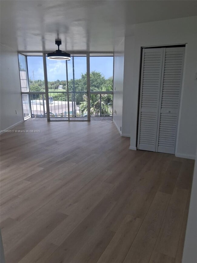 Photo - 7035 NW 186th St Unit D408