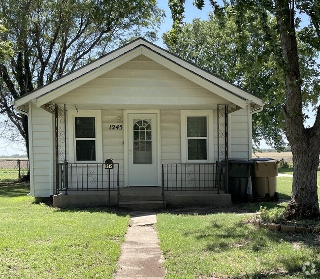 Building Photo - 1245 N Center St Rental