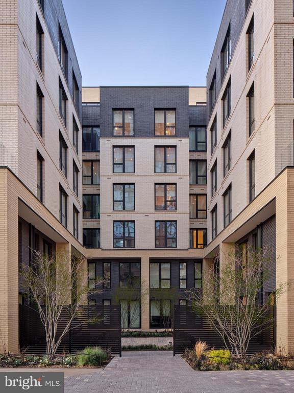 Photo - 1099 Germantown Ave Unit THB