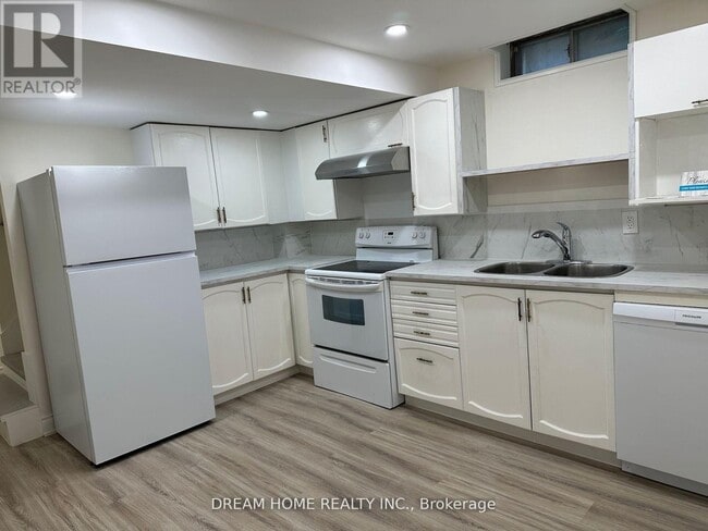 Photo - 3269 Magwood Rd