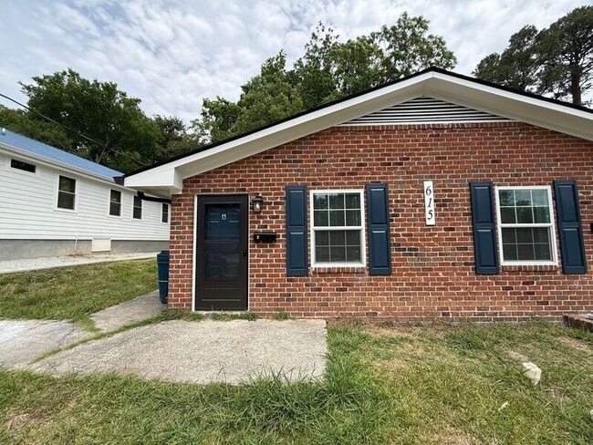 Building Photo - 615A Burlington Ave Unit A