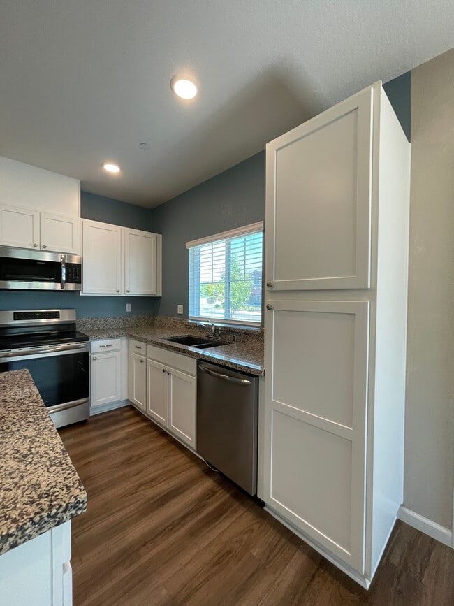 Photo - Westlake Village Greens - 3bd/2ba Natomas ...