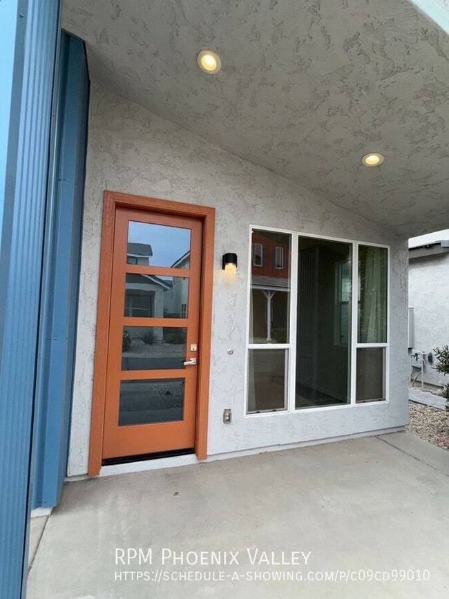 Photo - 383 N 157th Ln