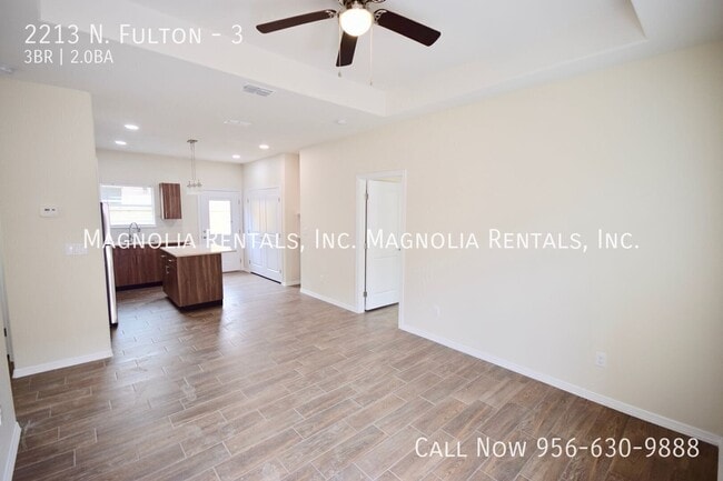 2213 N. Fulton-3
