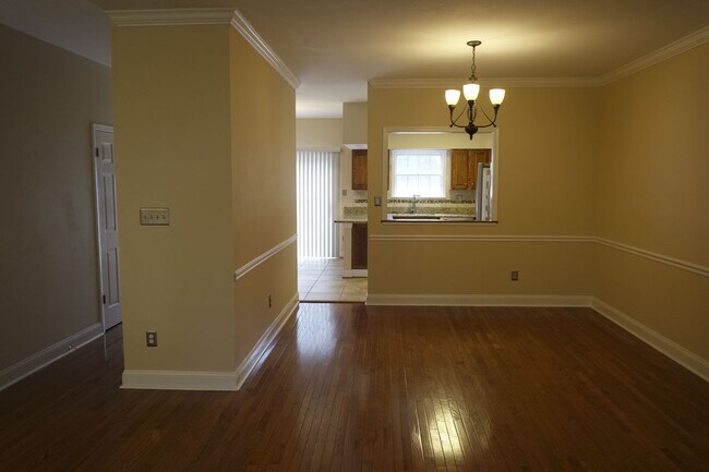 Photo - Charming 4 Bedroom/3 Bathroom Townhome in Mays Chapel-Chapelgate (Lutherville)