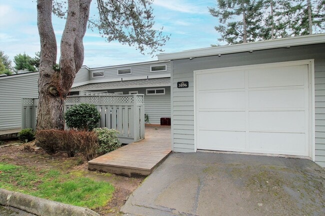 Photo - 3896 Botticelli St