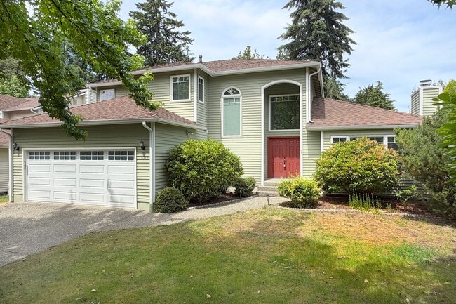 Building Photo - 3bd/2.5ba Kirkland Home