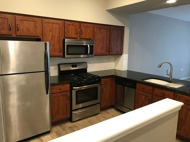 1828 Lucylle Ct