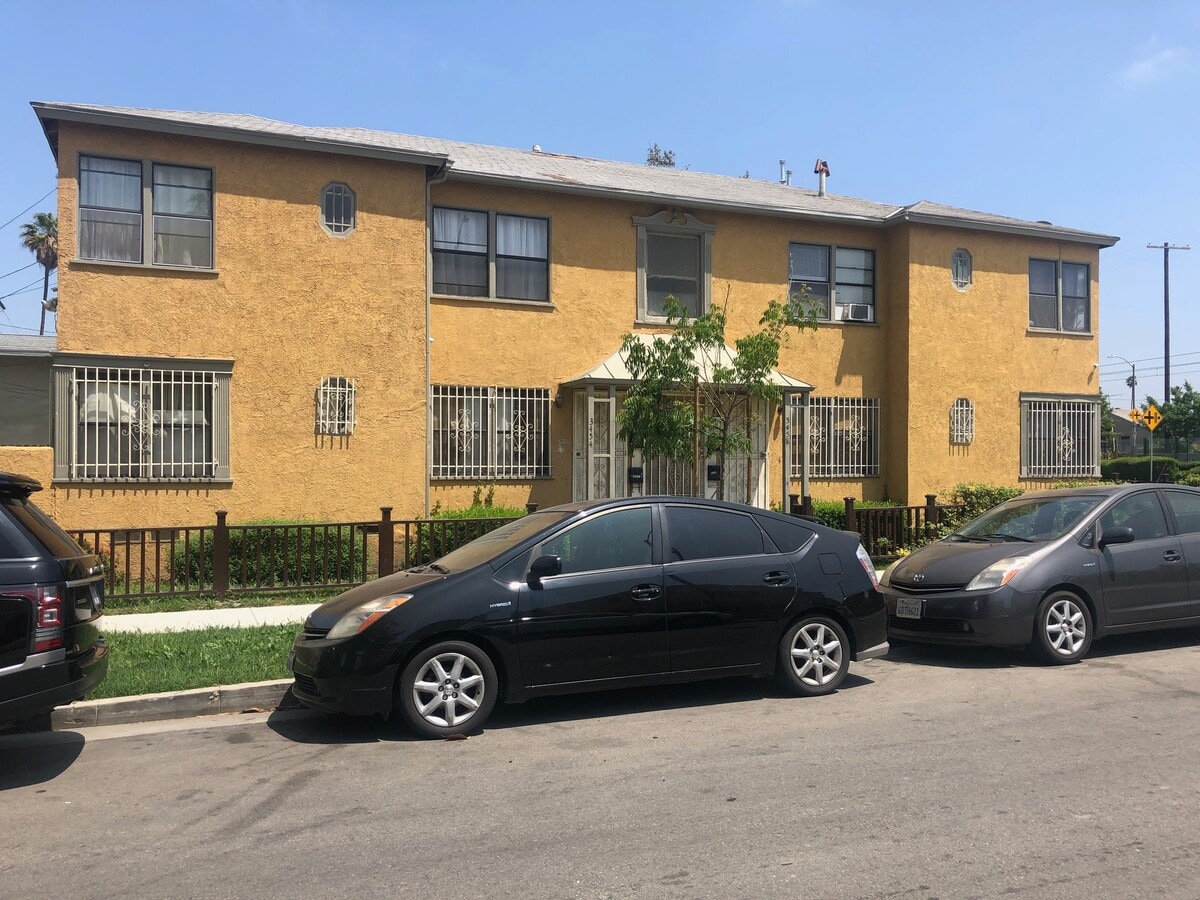 Photo - 3454 West Blvd Apartamentos Unidad 3454 WEST BLVD