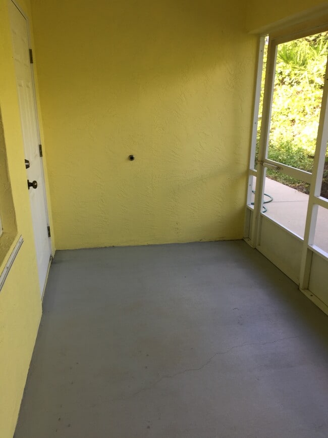 Photo - 3321 India Palm Dr