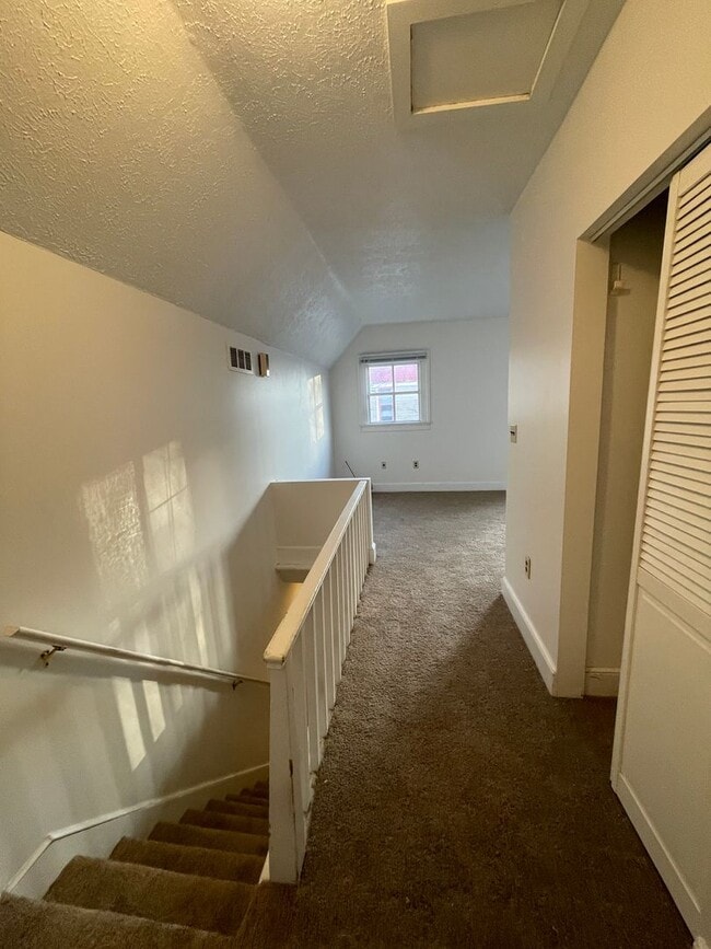 Photo - 321 E Cross St Unit #3