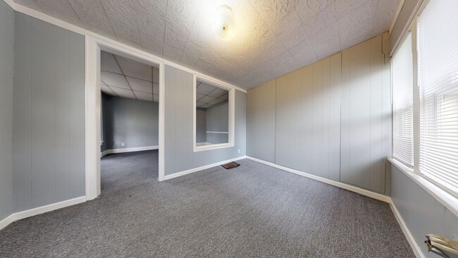 Photo - 447-449 Cline Unit 447