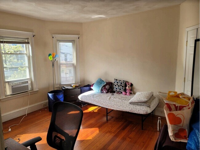 5 Boston Ave Unidad 2