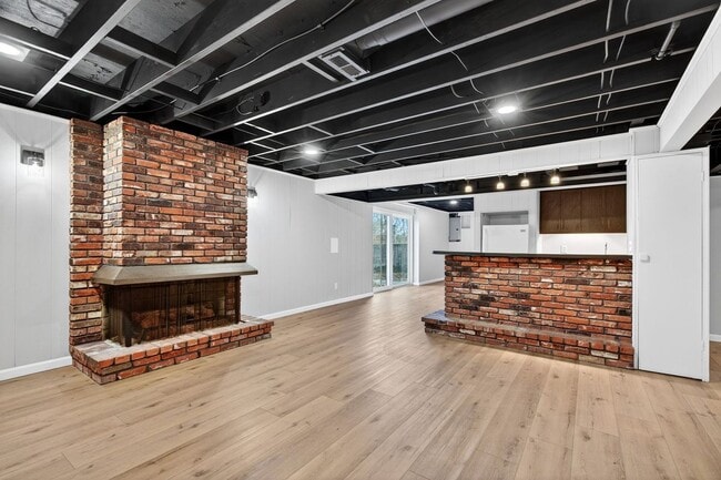 Photo - 5016 Fernhill Dr