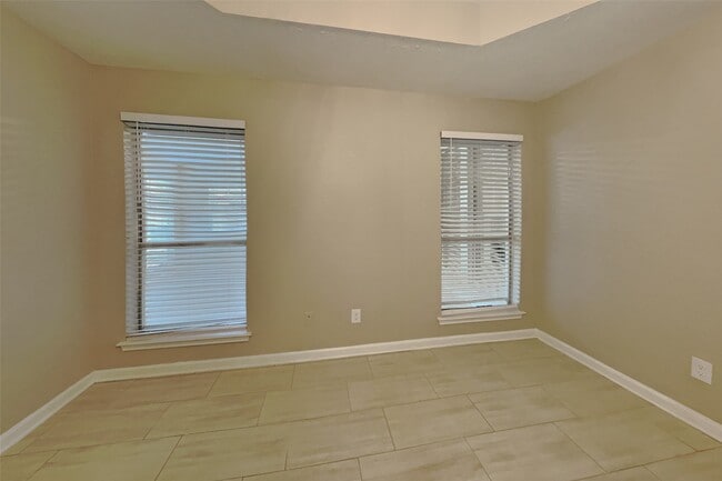 Photo - 16830 Needle Ridge Ct