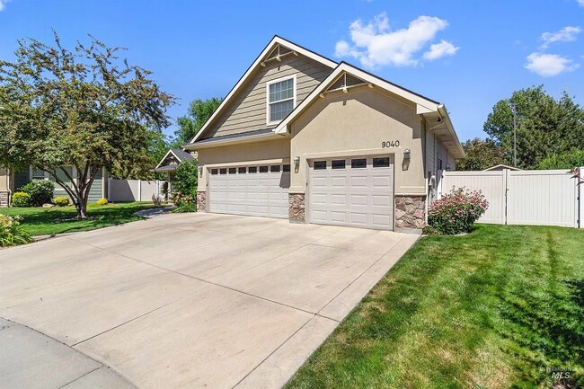 Photo - 9040 W Avalanche Ct