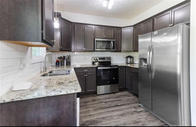 Photo - 349 Abbottswood Dr