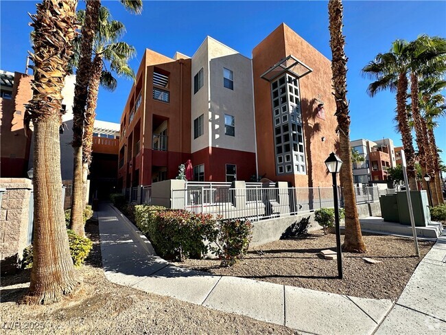 Building Photo - 71 E Agate Ave Unit 207 Rental