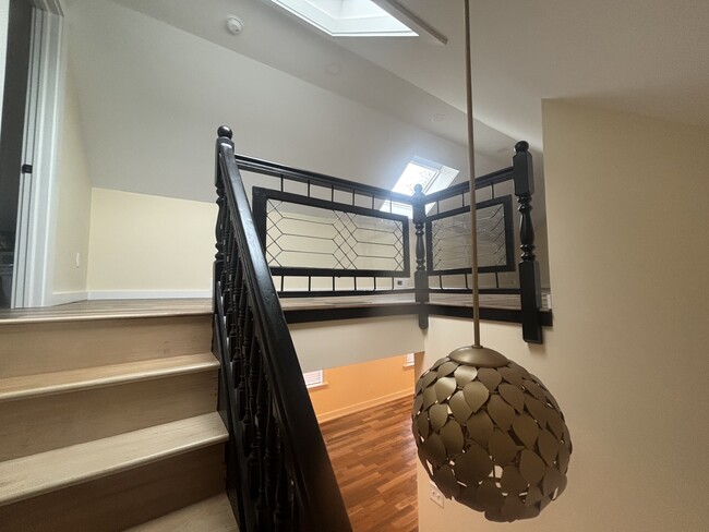 Photo - 2188 W 31st St