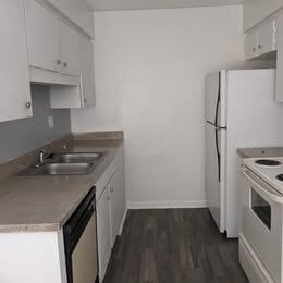 Photo - 3215 Baird Ave Unit H-49