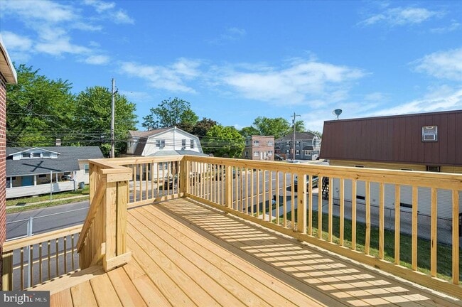 Building Photo - 301 N Governor Printz Blvd Unit B