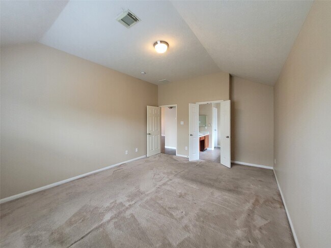 Building Photo - 11826 Fortune Park Dr