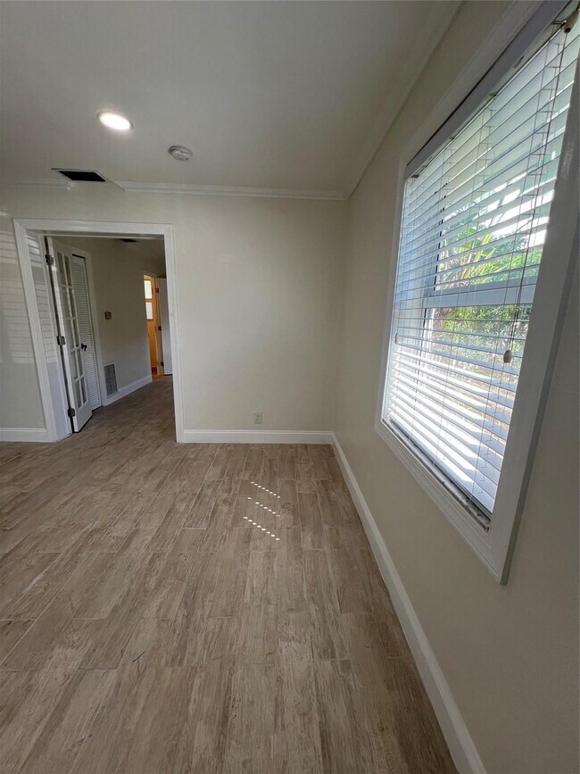 Photo - 1333 NE 5th Terrace Unit 8