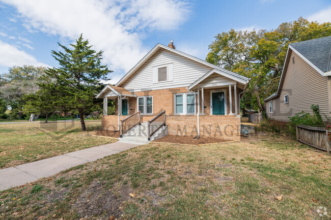 Building Photo - 1810 W McKee Rental