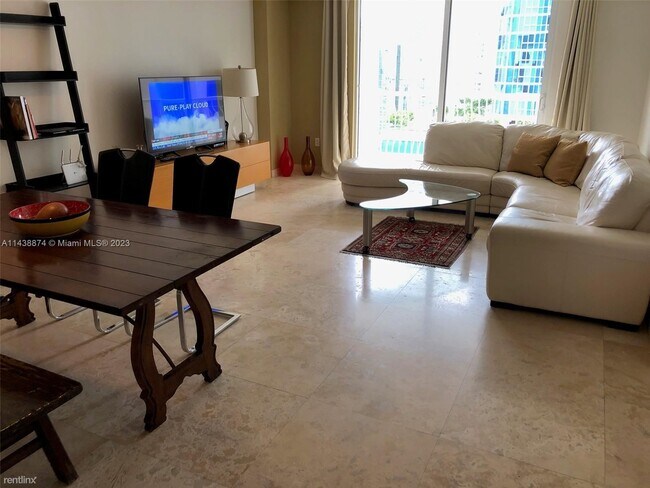 Photo - 1 br, 1 bath Condo - 1200 Brickell Bay Dr ... Unidad Apt 2622